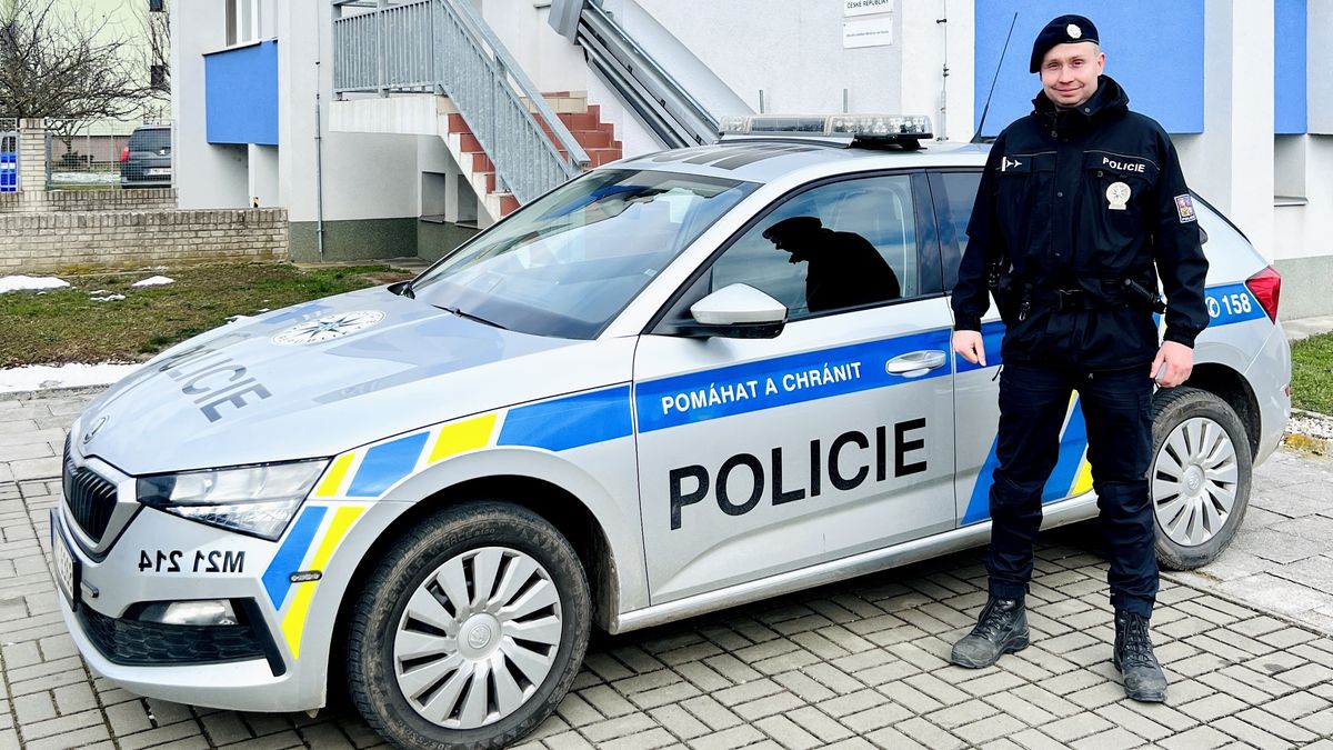 Policista se mimo službu zapojil do pátrání, na Prostějovsku pomohl zachránit seniora